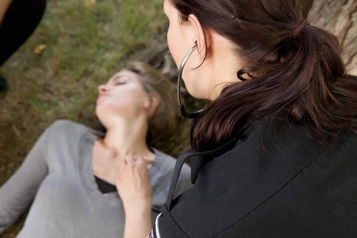 how does health and safety affect a business