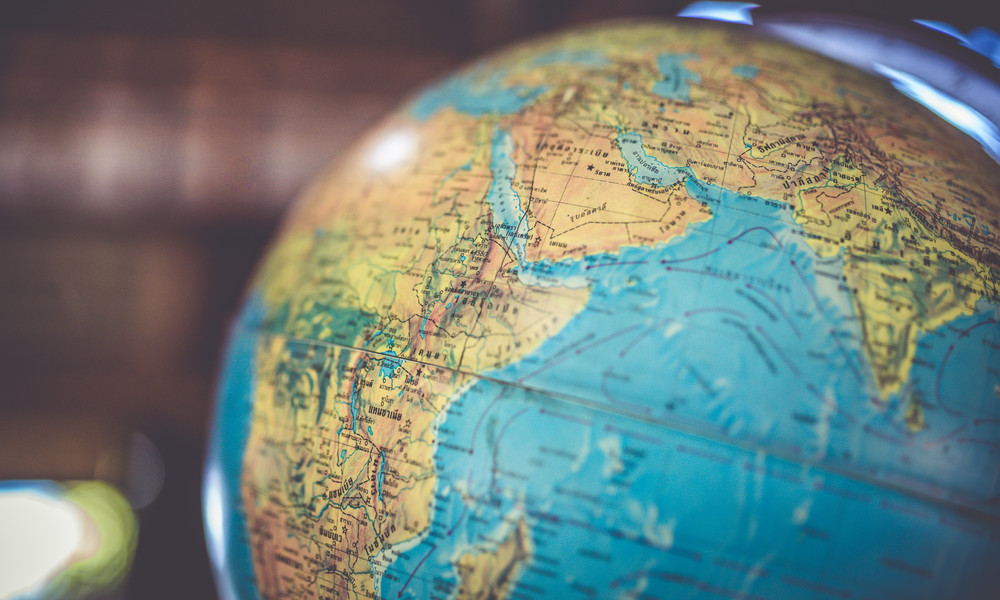Spinning globe