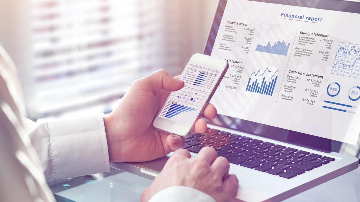 Difference Between Dividends and Share Buybacks